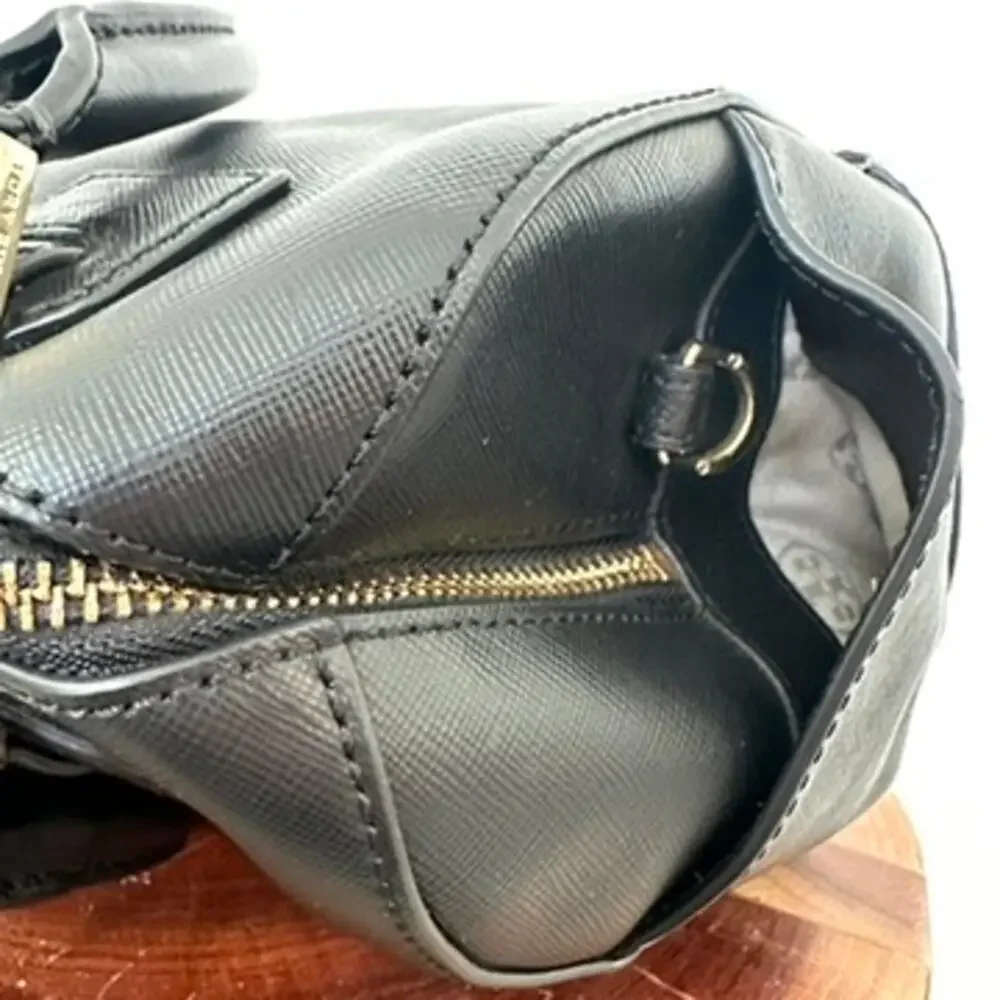 Tory Burch Robinson Black Leather Satchel Bag Gold Hardware Classic‎ Tote